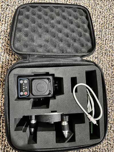 12 imported Quality lines Laser level available for sale