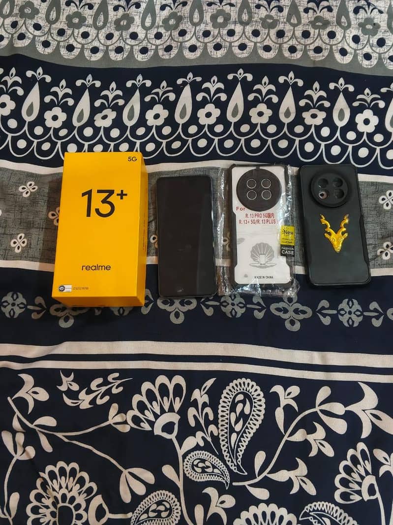 Realme 13 Plus 5