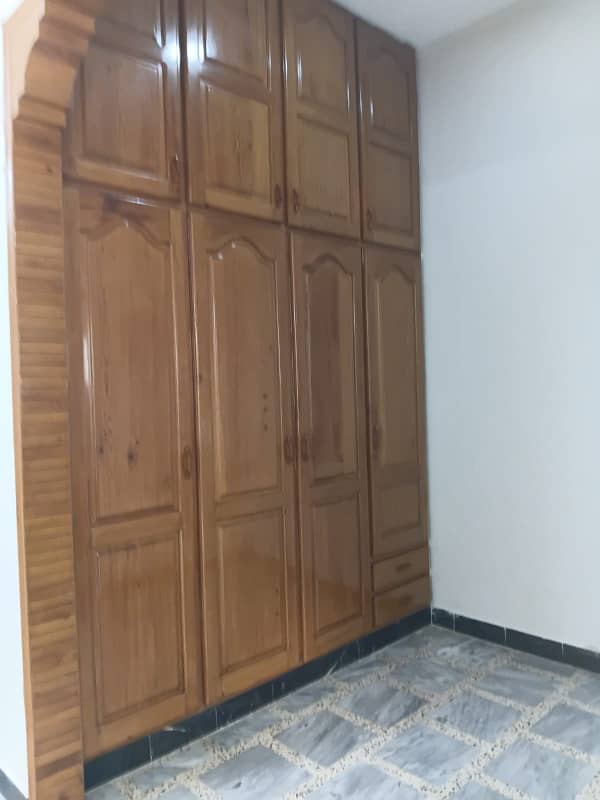 Upper Portion For Rent 4