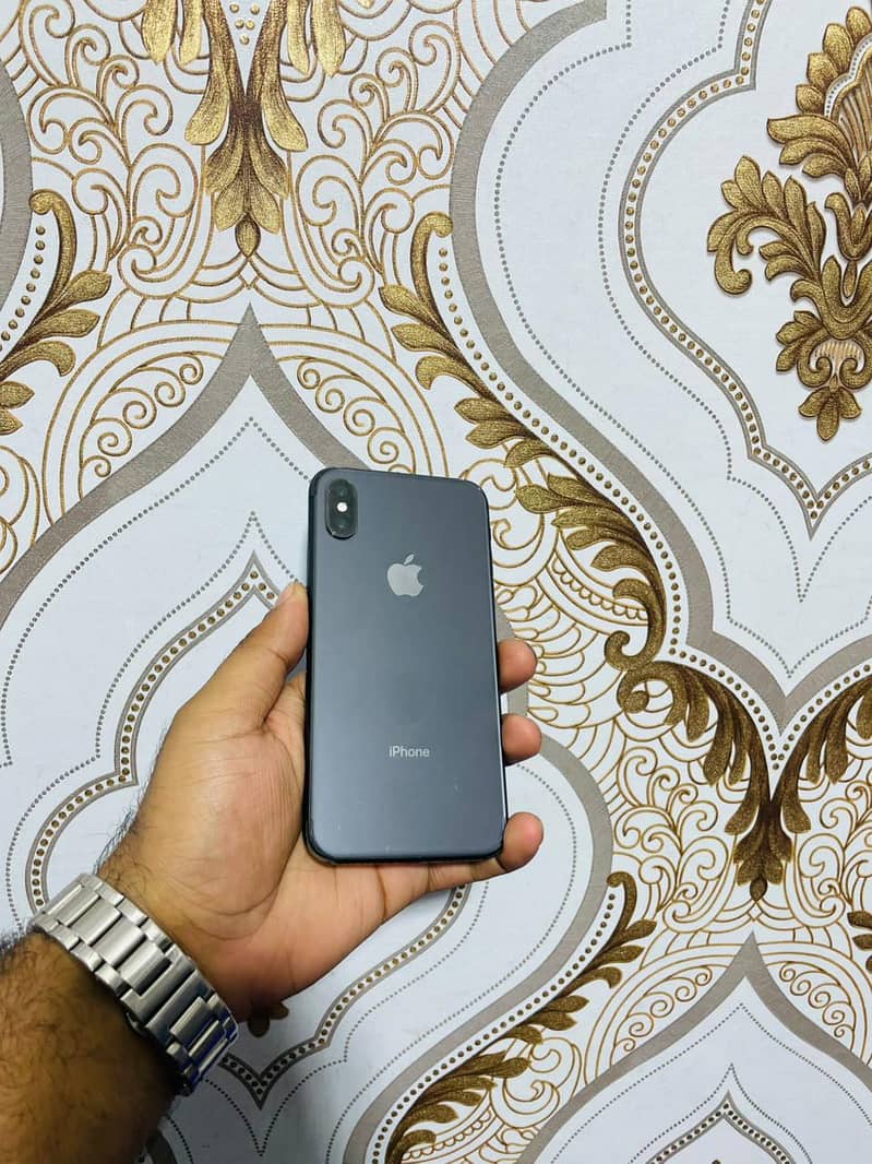 Apple iPhone X 0