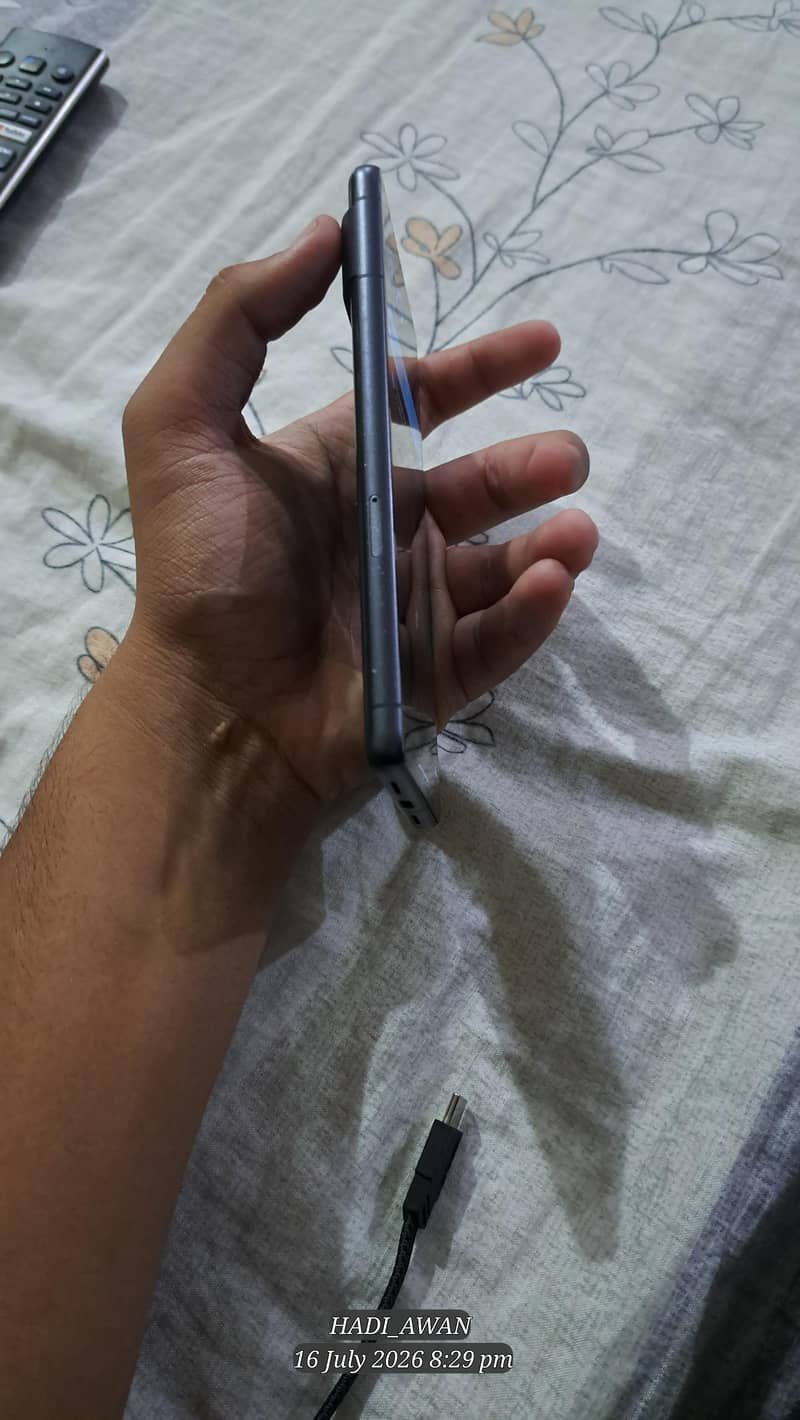 Google Pixel 7 3