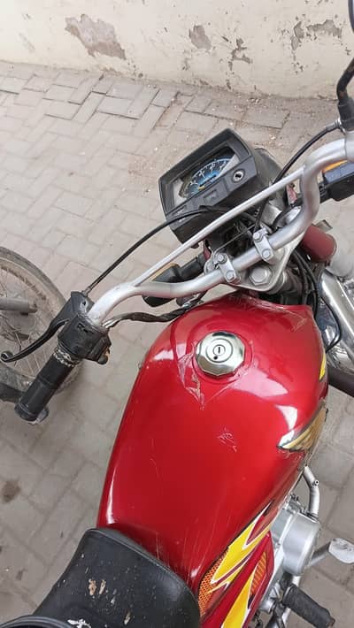 HONDA CD 70 2015 MODEL FOR SALE