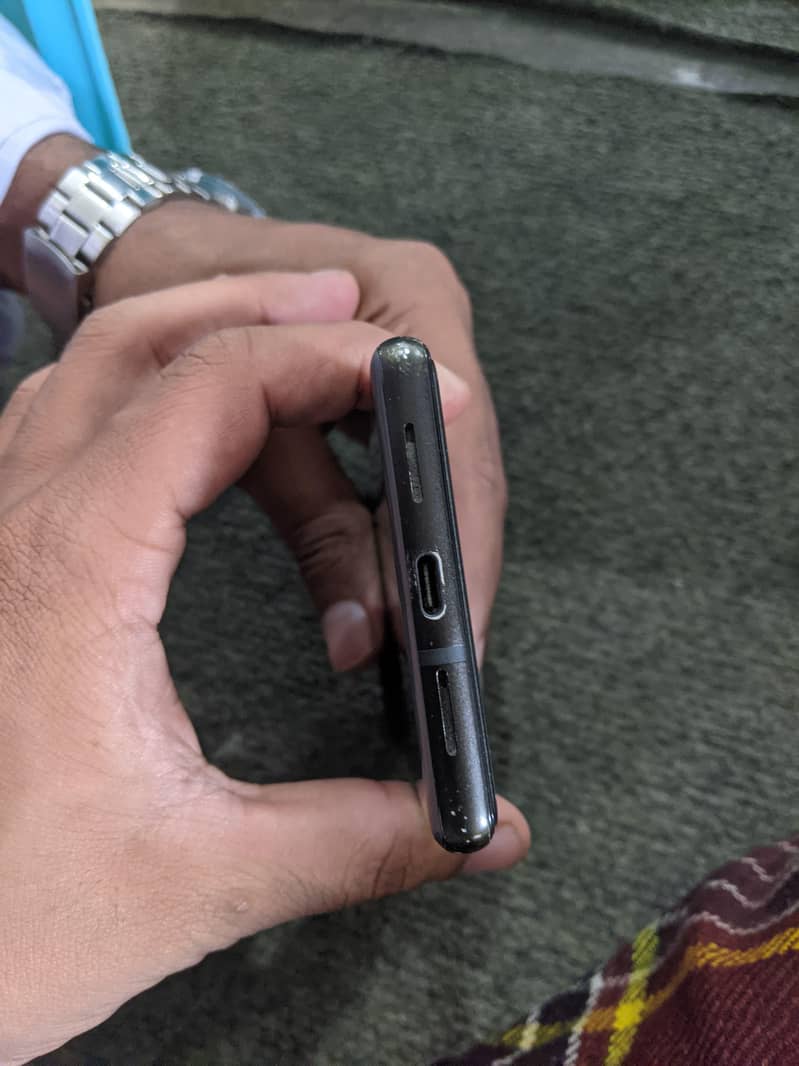 Google Pixel 6 5