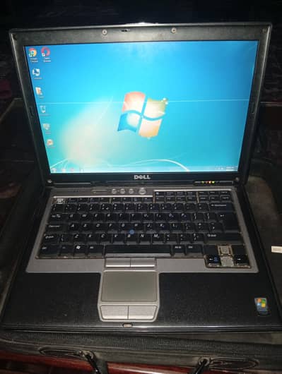 Dell laptop 4 + 32