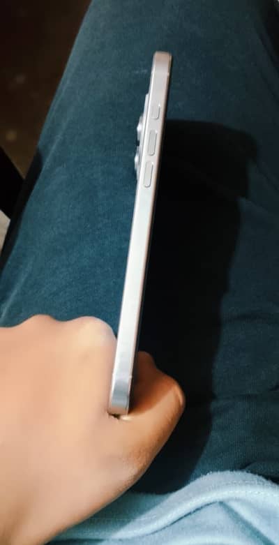 iPhone 16 Pro Max 256GB Natural Titanium (USA Variant) - 98% BH