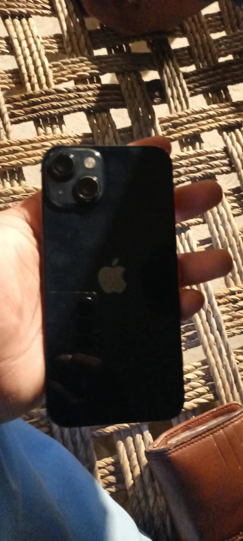 Apple iPhone 13 3