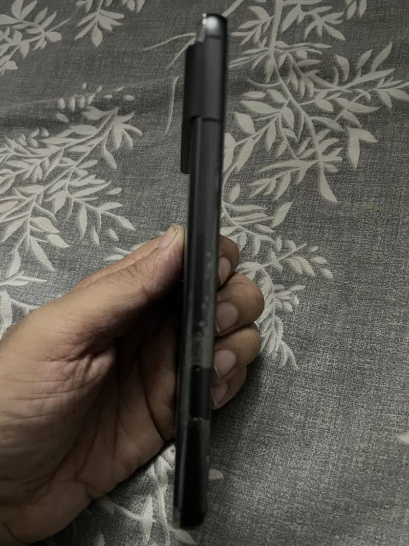 Google Pixel 8 2