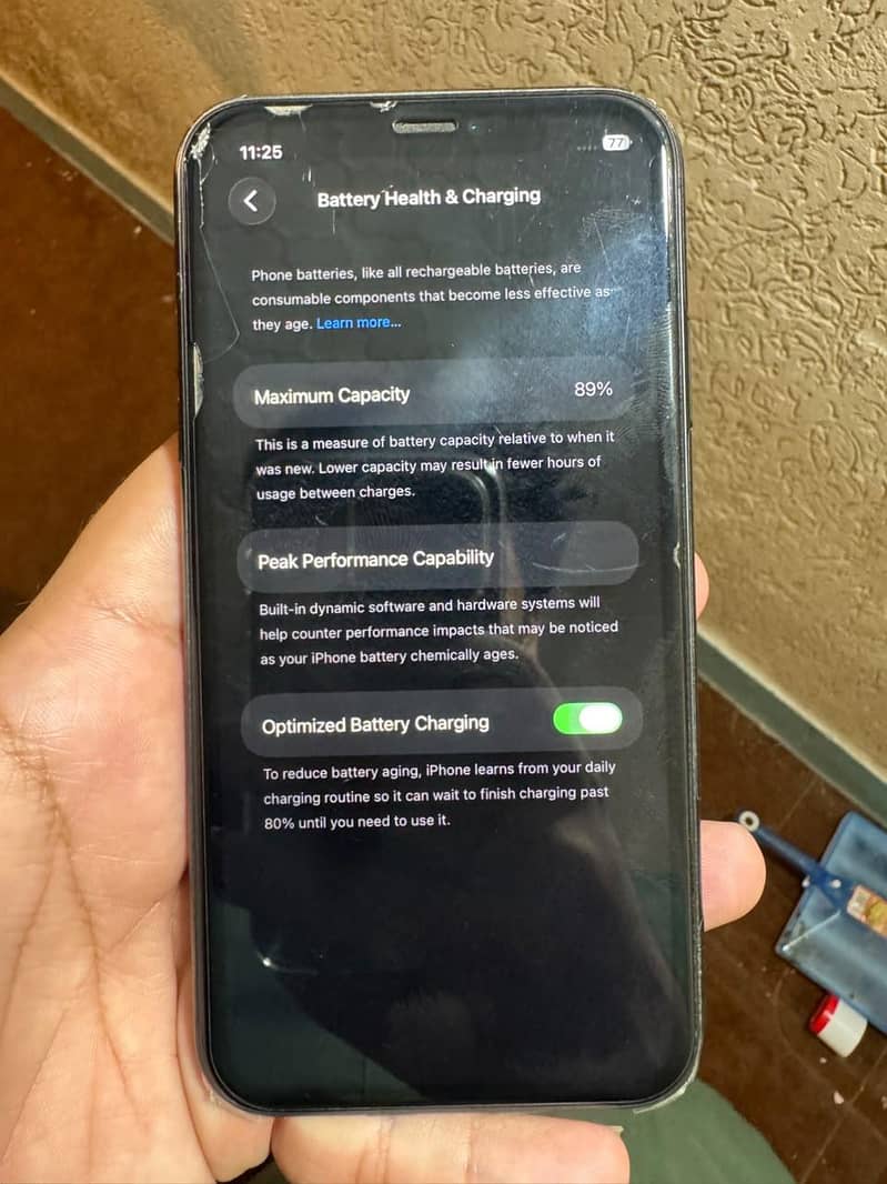 Apple iPhone 11 4