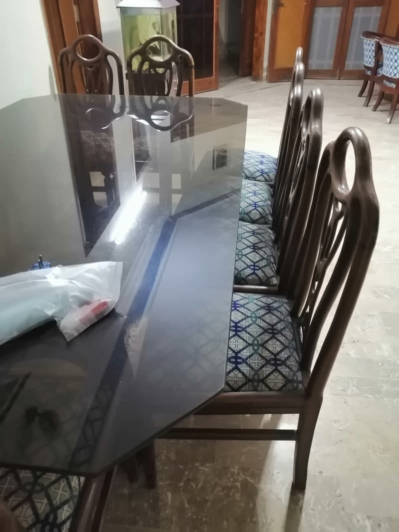 Dinning Table with Chairs 0