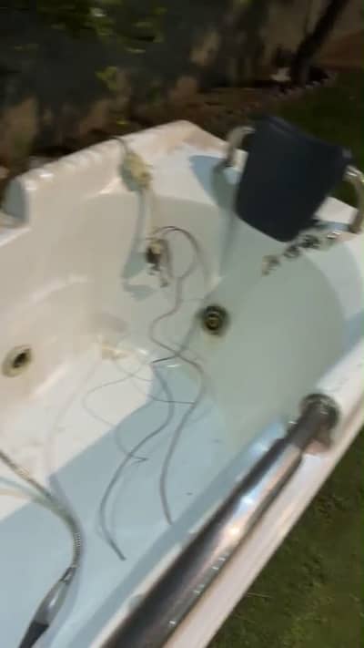 Jacuzzi