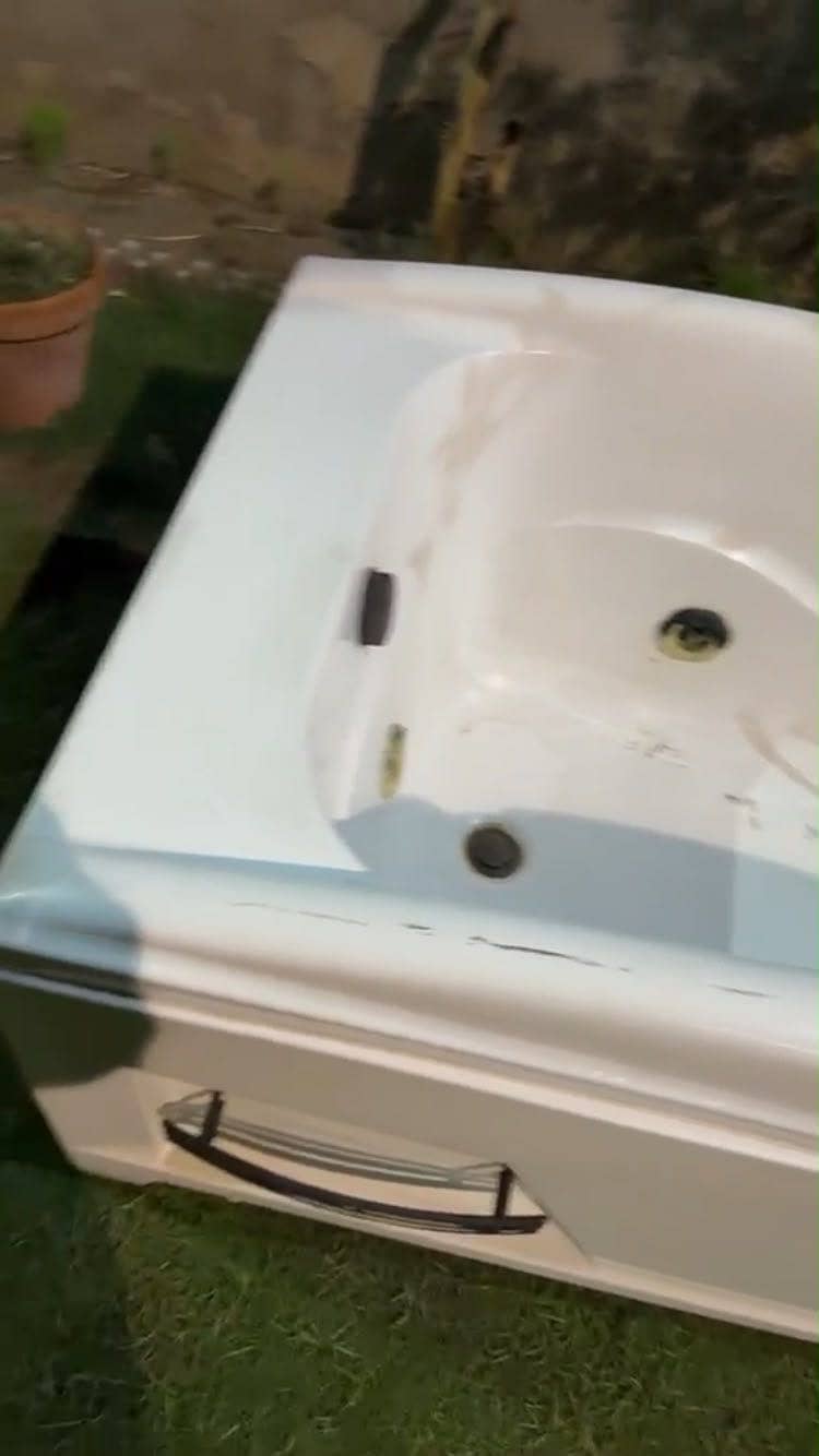 Jacuzzi 2