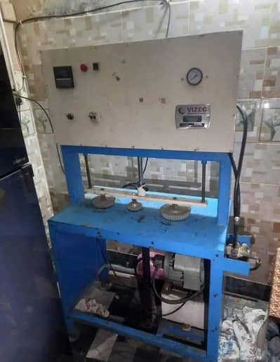 3 dai paper plates making machine available