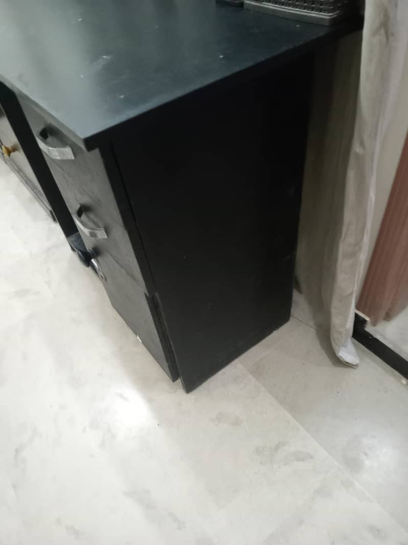 study table for sale 1