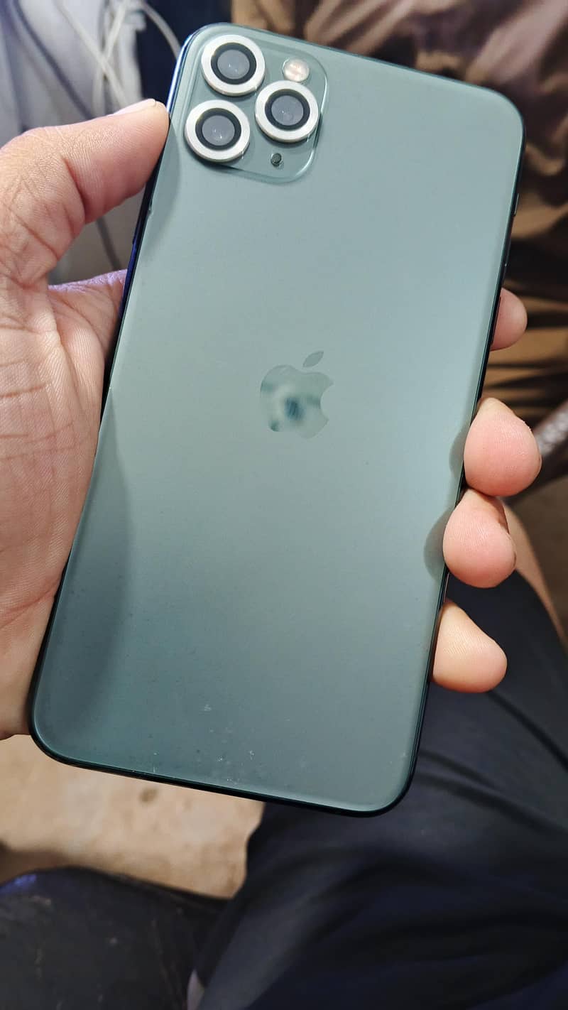 Apple iPhone 11 Pro Max 0