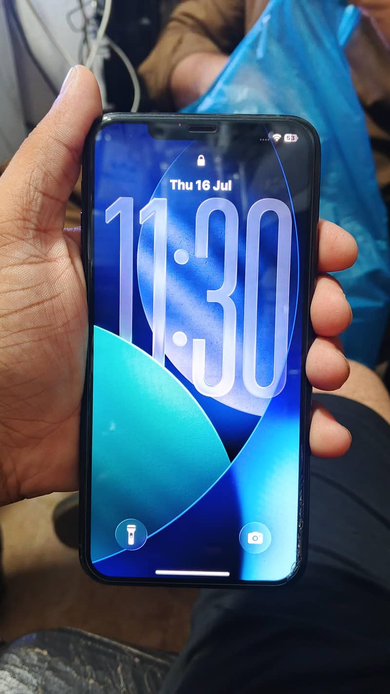 Apple iPhone 11 Pro Max 3