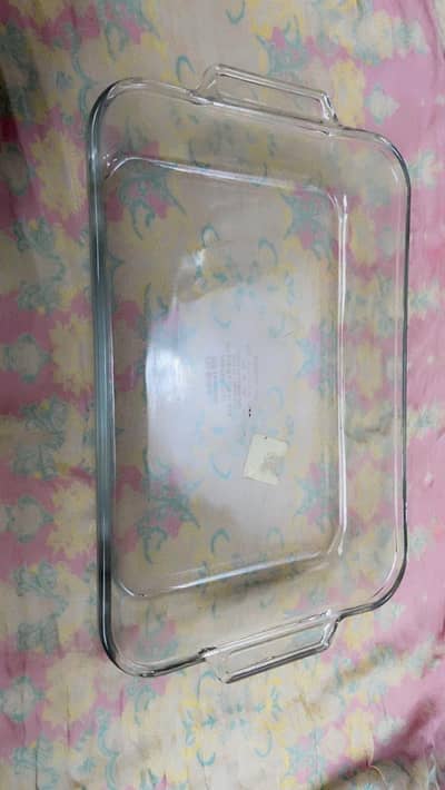 41 piece old but not use. Cheeni dinner set.
