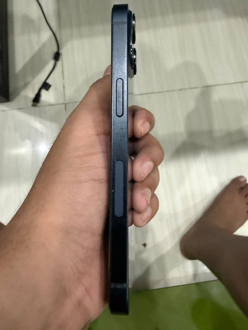 Apple iPhone 14 1
