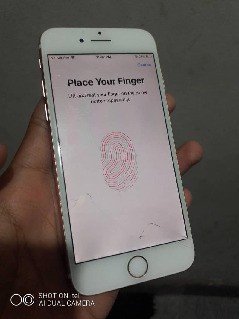 Apple iPhone 7 7