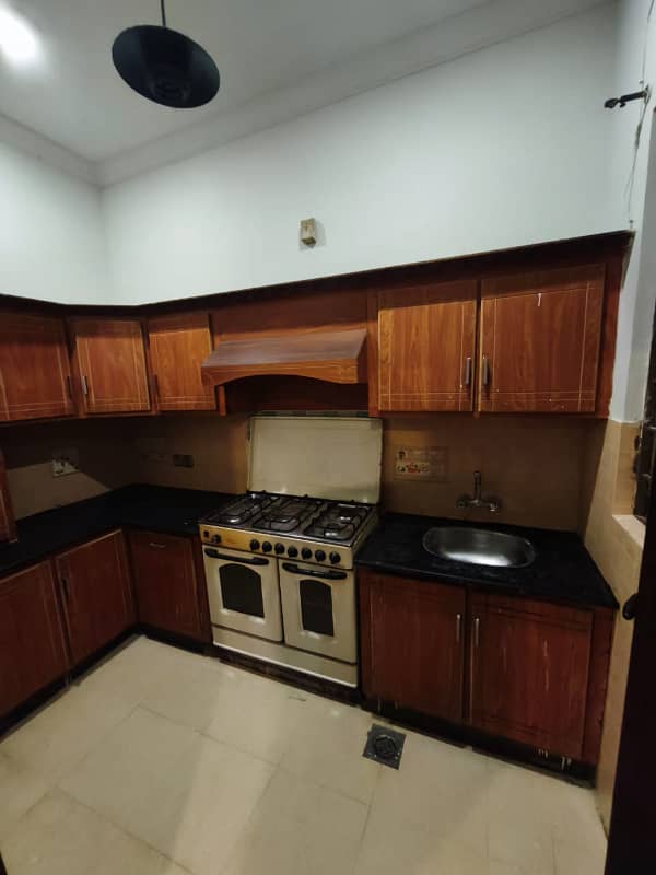 Upper Portion For Rent 5