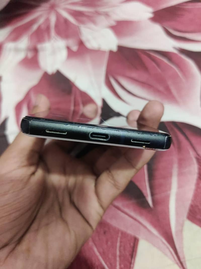 Google pixel 6a 3