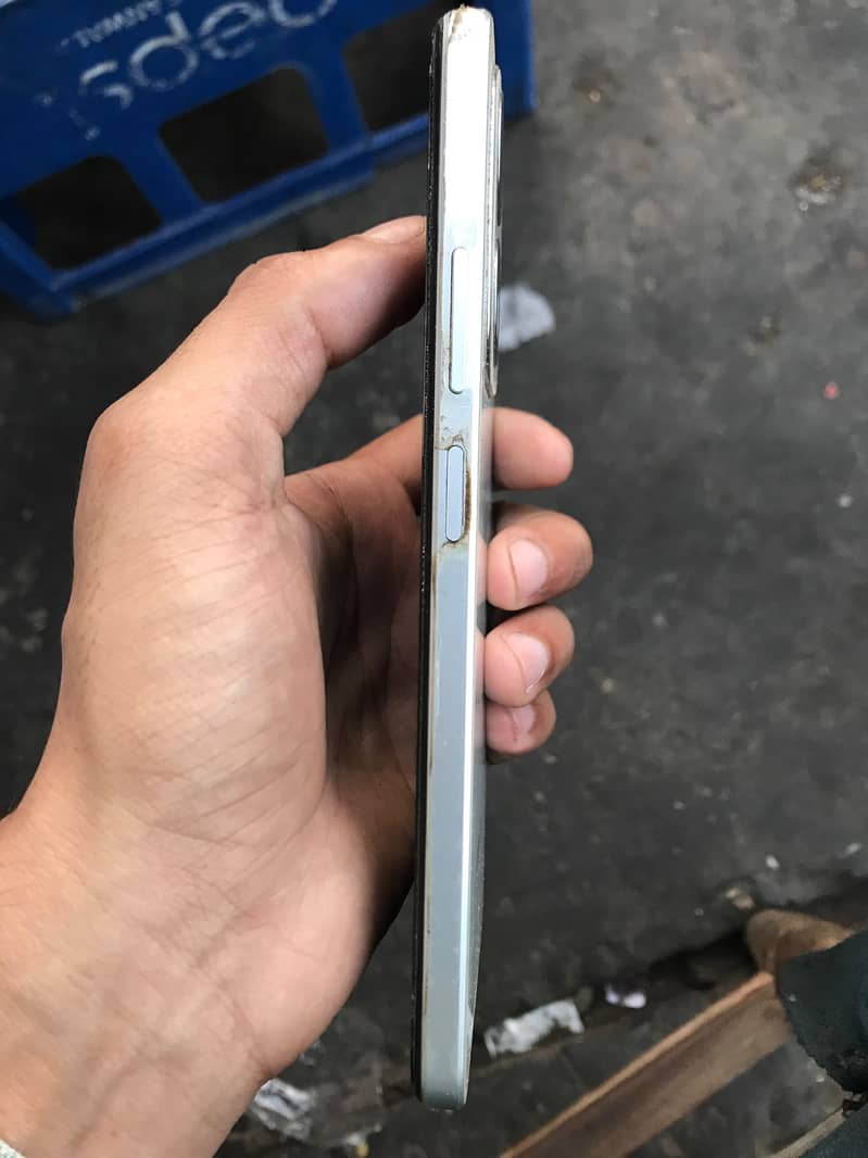 OPPO A3 4
