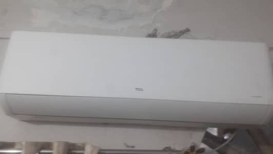 TCL 1.5 Ton invertor for sale 10/10