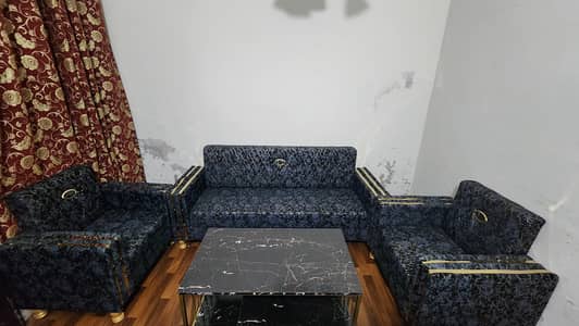 7 seater sofa set new condition