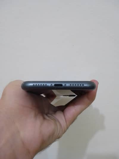 Apple iPhone 11 NON PTA JV
