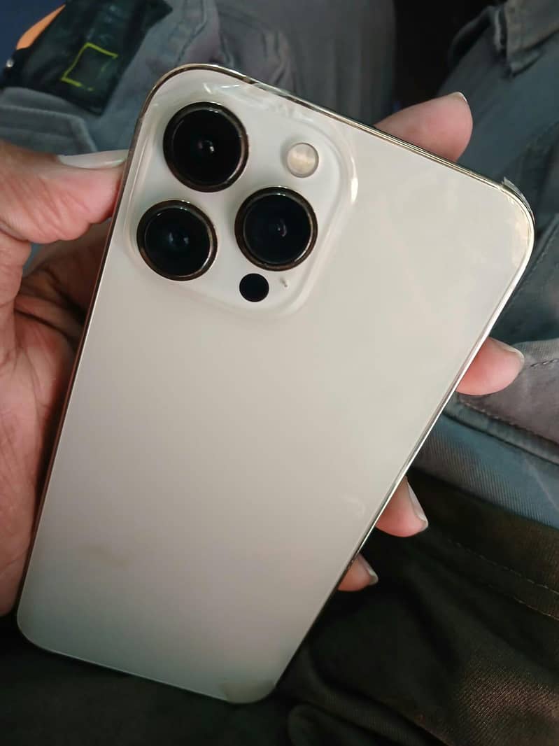 iphone 13 pro max 3