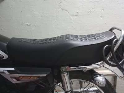 Honda CG 125 Seat