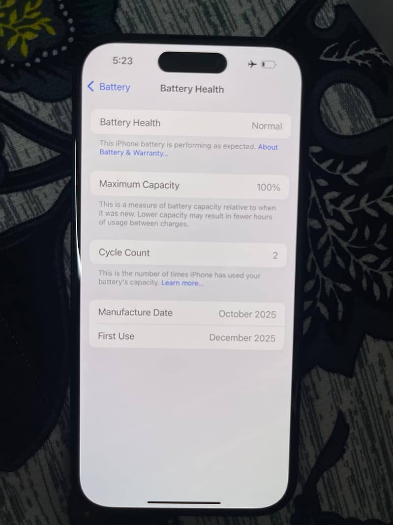 Apple iPhone 16 1