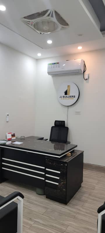 G/11 markaz new Plaza vip 1st floor 429sq fully furnished office available for rent real piks