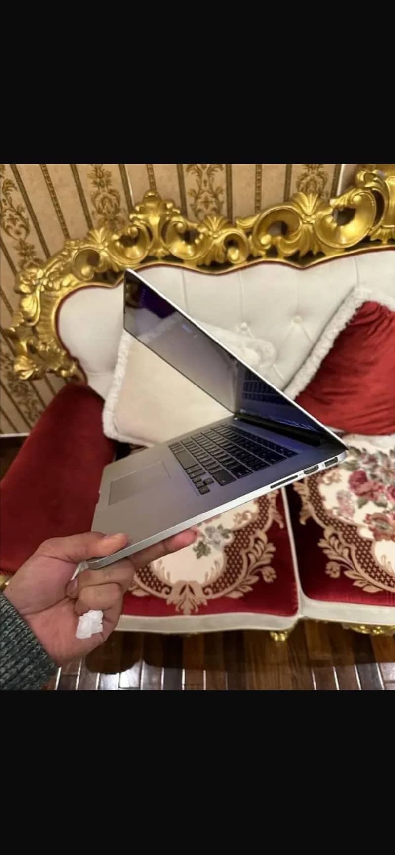 MacBook Pro 15” 10/10 1