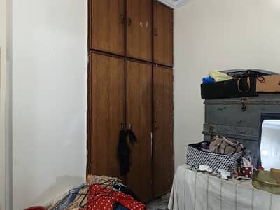 5 Marla Double Storey House available in Butt Chok Mateen avenue college Road Lahore