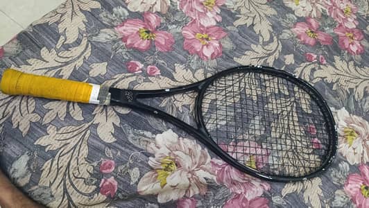 Tennis Racket - Wilson Pro Staff RF97 v13 (Roger Federer Edition)