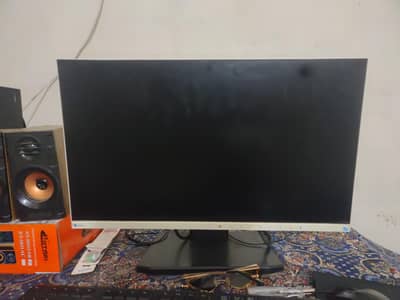 Lenovo desktop Tower core i3 6gen 8 RAM DDR4