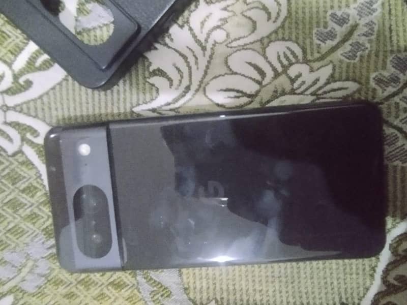 Google Pixel 8 2