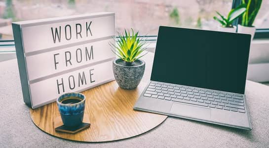 Female CSR required to work from home