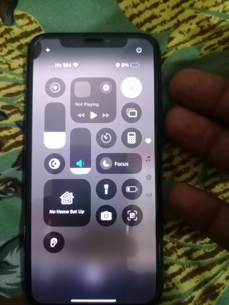 Apple iPhone 11 Pro jv 0