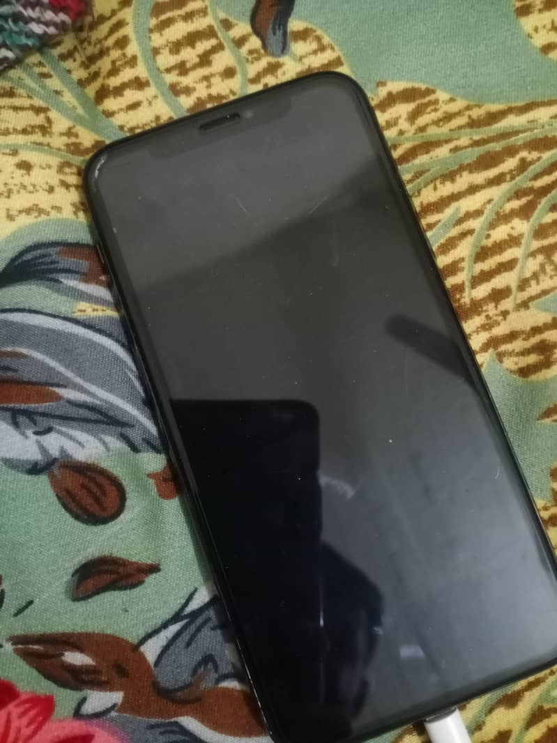 Apple iPhone 11 Pro jv 5