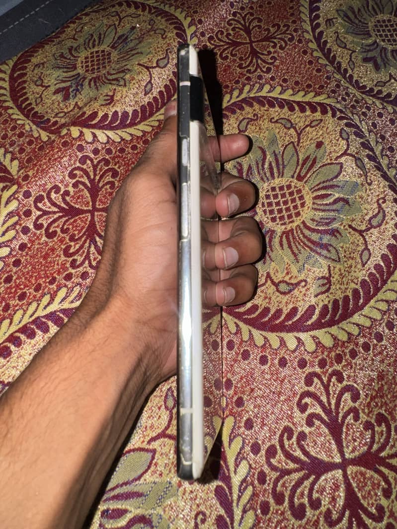 Google Pixel 6 Pro 2