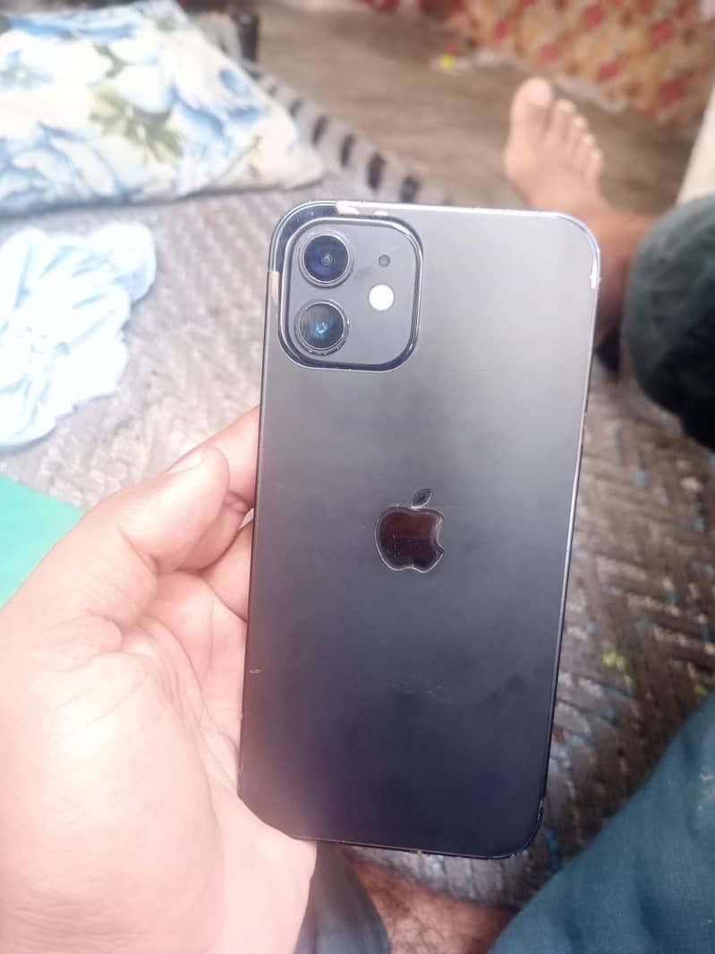 Apple iPhone 12 2