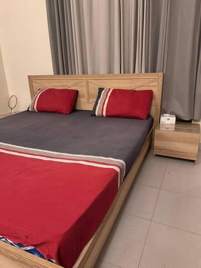 ZUBAIDA'S (Koncept) BED SET FOR SALE