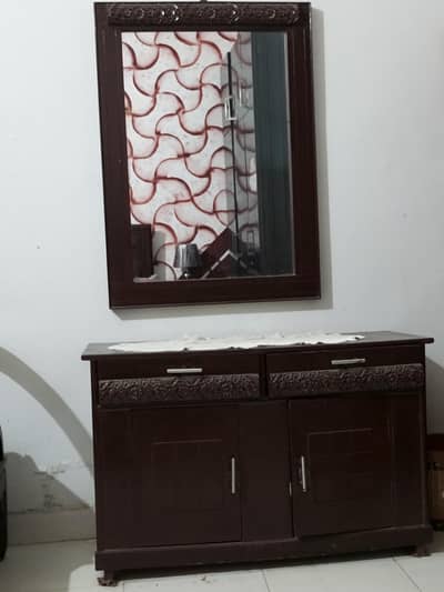 wood material  dressing table available for urgent sale