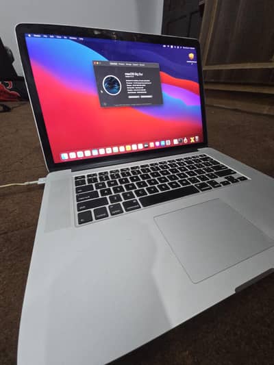 Macbook Pro 2014, 15 inches 16gb Ram, 512gb SSD