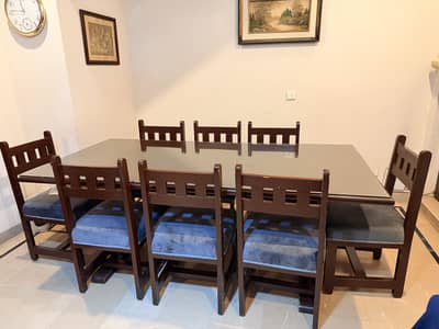 Dinning table with 8 chairs