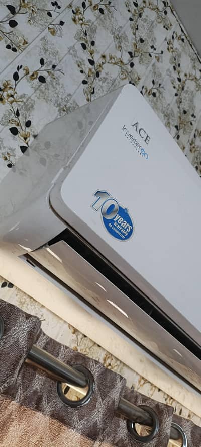 PEL DC INVERTER AC BRAND NEW CONDITION