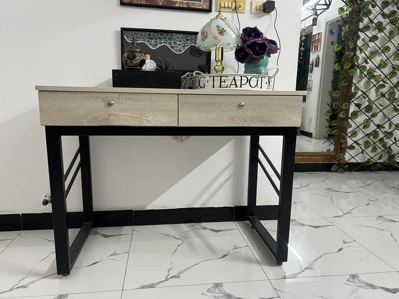 Modern Console Table 0