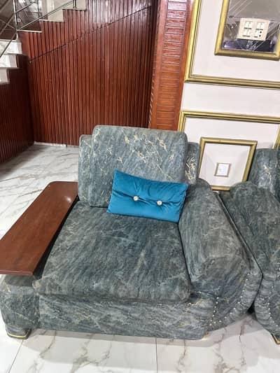 Luxury Lounge Sofa Set 3+1+1 – Ready to Use
