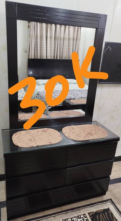 Bedroom set for sale